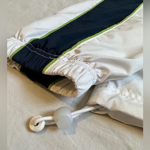 Centre Swoosh Nike Jacket - Picture 8 of 9